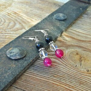 Onyx and agate earrings